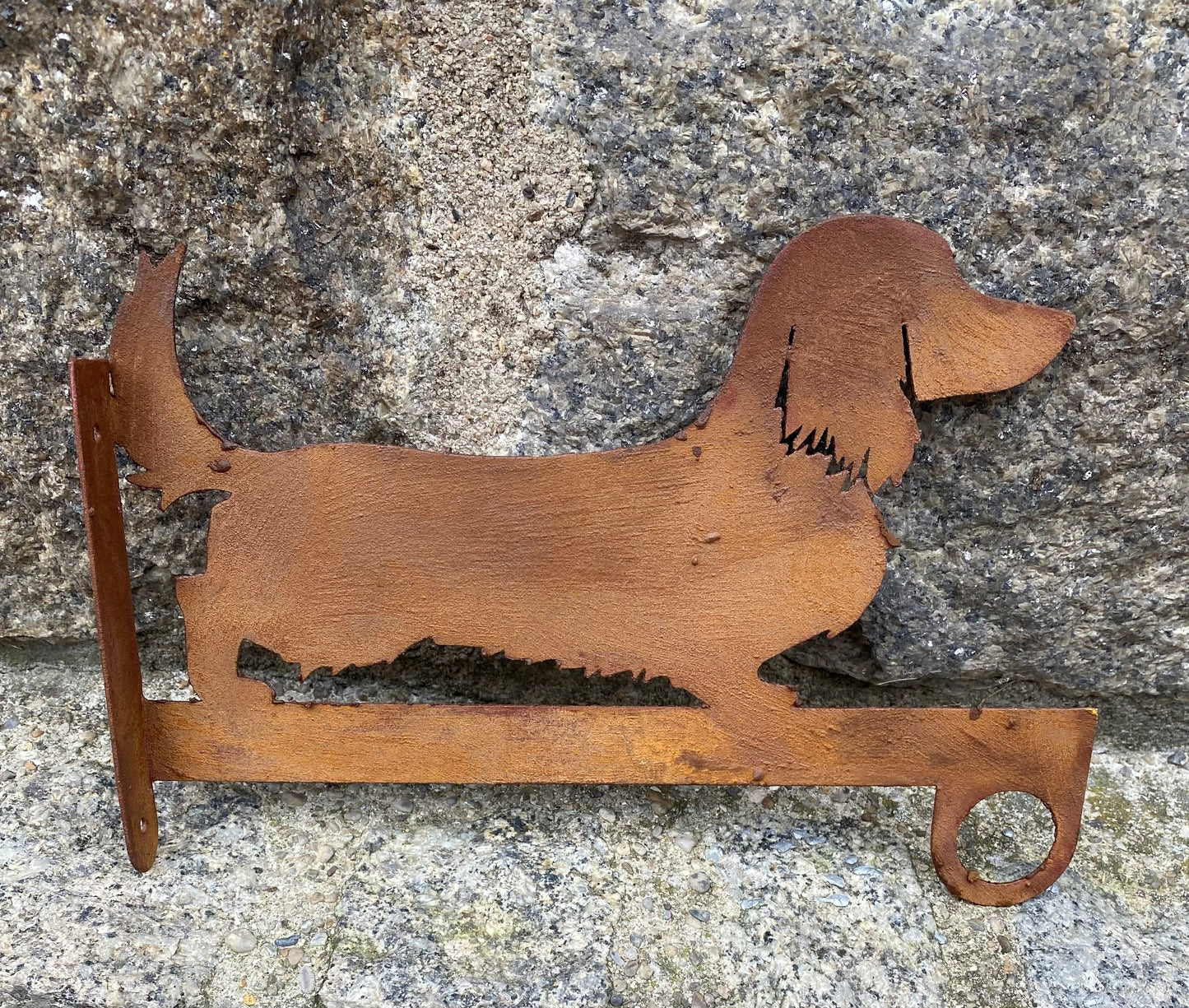 Dackel aus Metall Edelrost Wand Deko