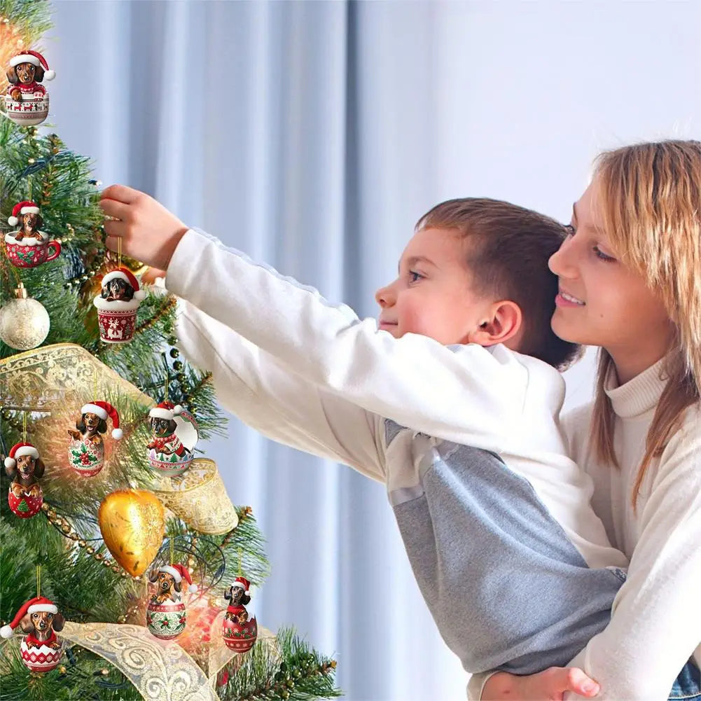 Adventskalender mit 24 2-D-Dackelanhängern in verschiedenen Ausführungen