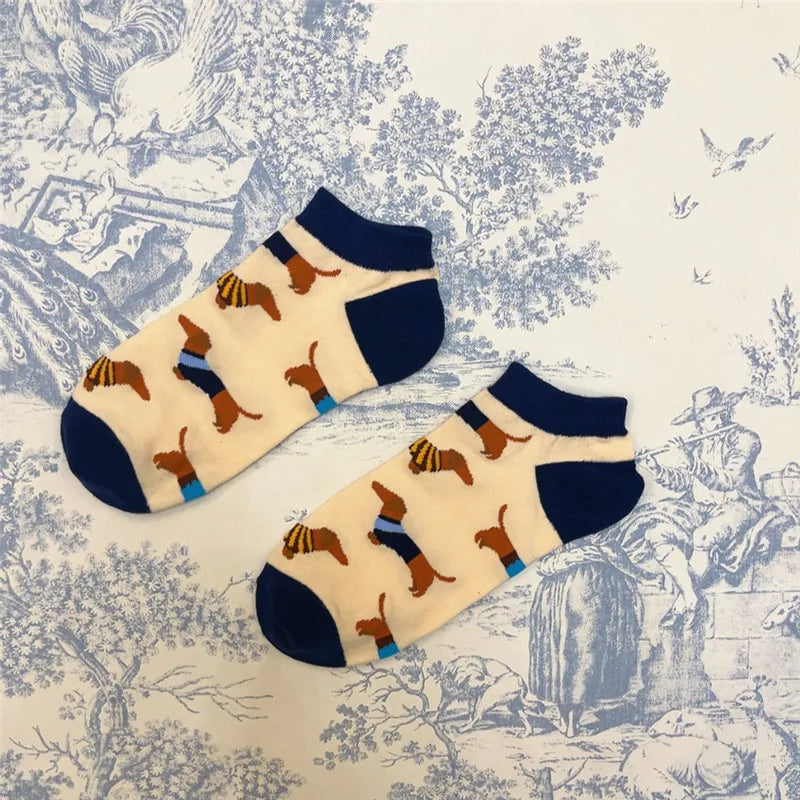 Socken mit lustigen Dackelmotiven in Größe 35-39