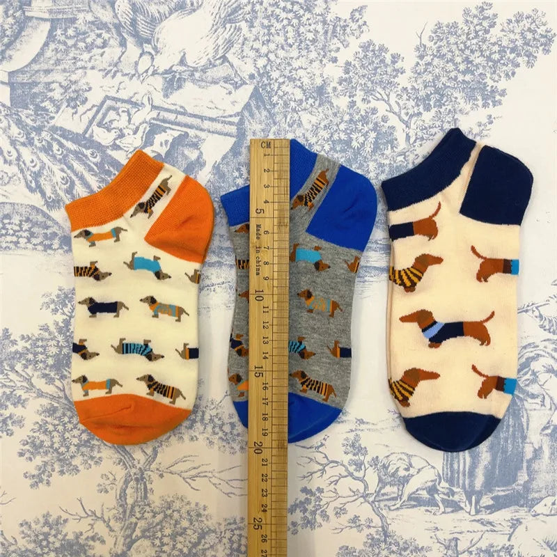 Socken mit lustigen Dackelmotiven in Größe 35-39