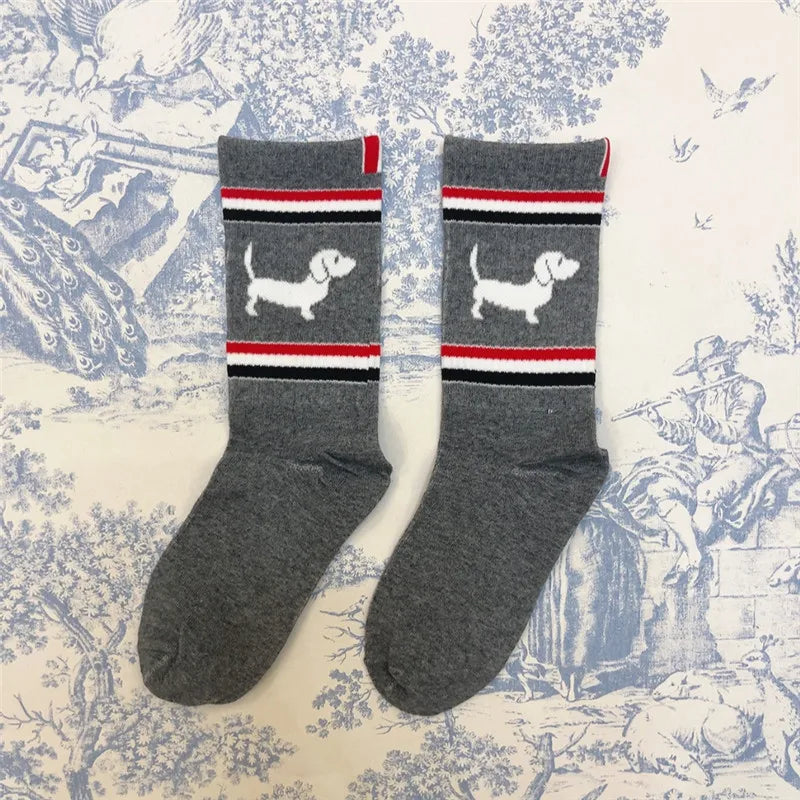 Socken mit lustigen Dackelmotiven in Größe 35-39