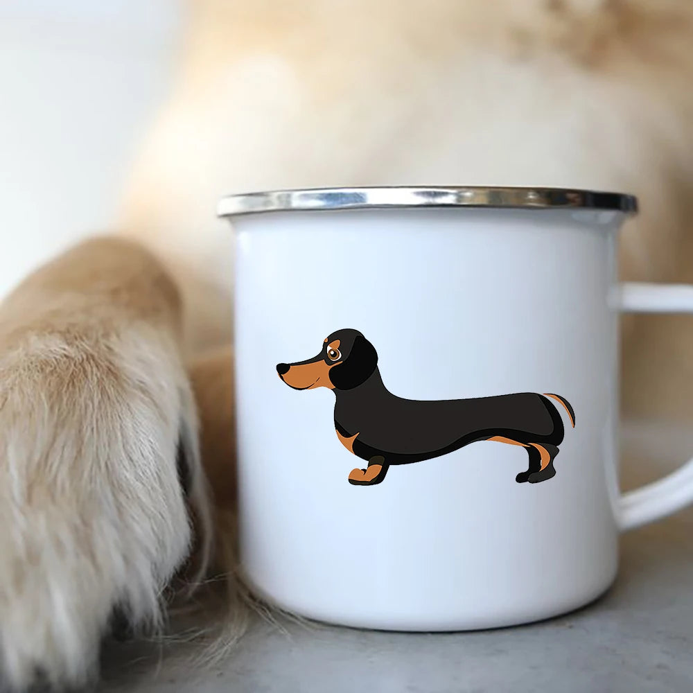 Tasse aus Emaille mit Dackelmotiv in zahlreichen Varianten verfügbar