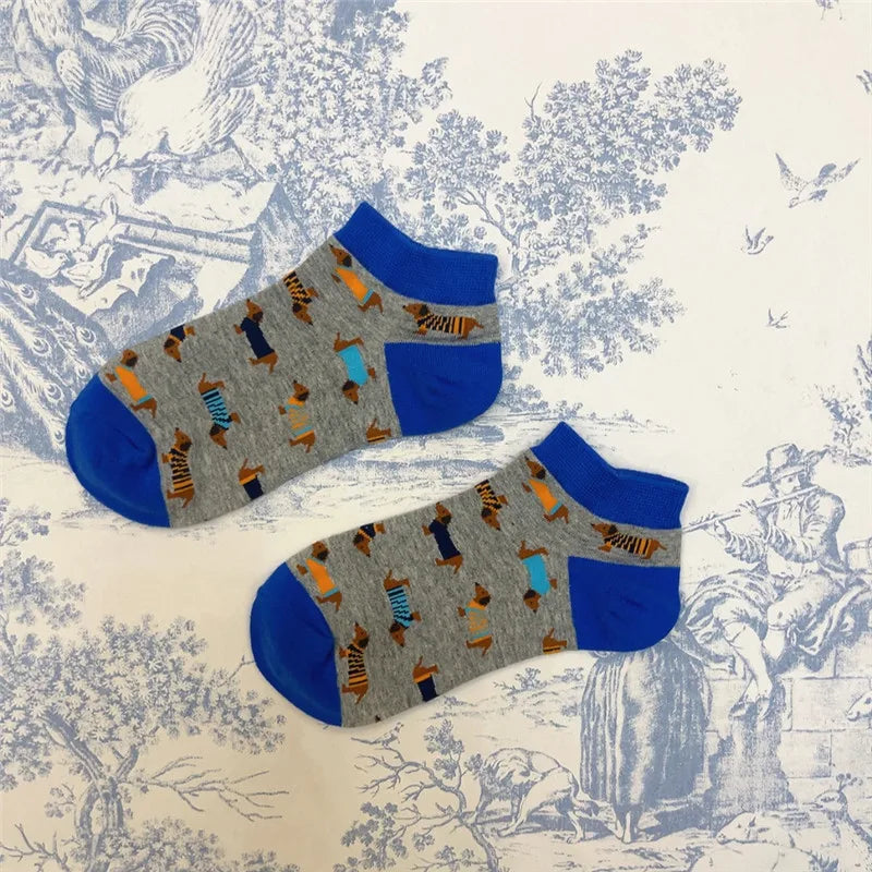 Socken mit lustigen Dackelmotiven in Größe 35-39