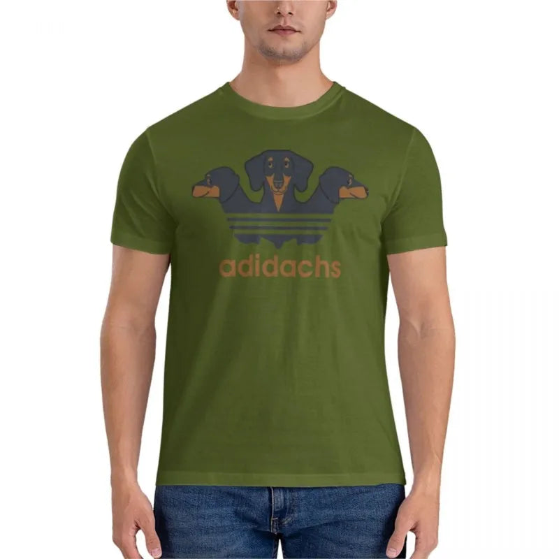 T-Shirt Adidachs in verschiedenen Größen und Farben
