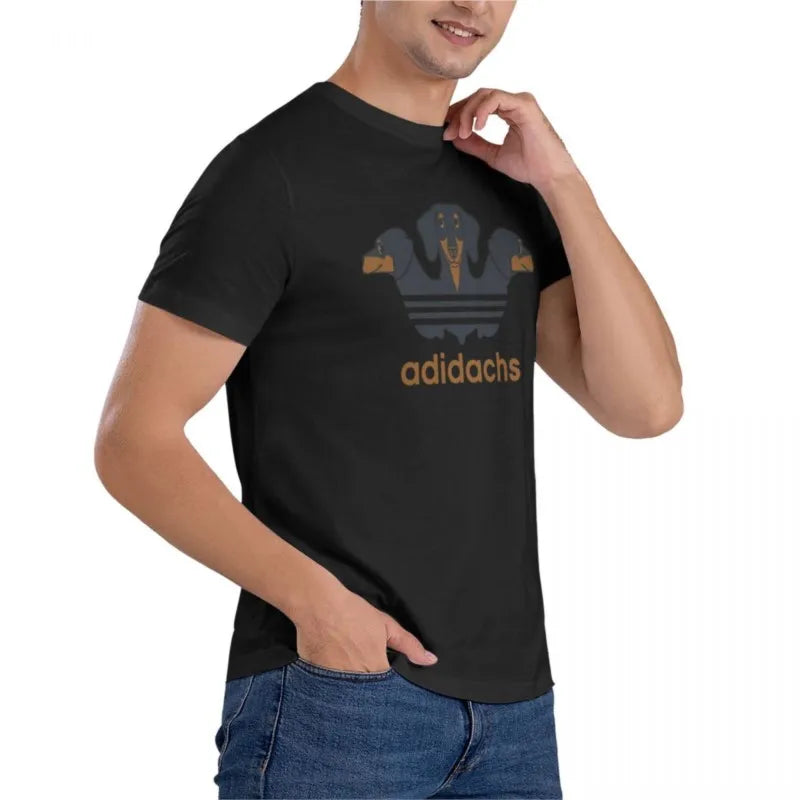 T-Shirt Adidachs in verschiedenen Größen und Farben