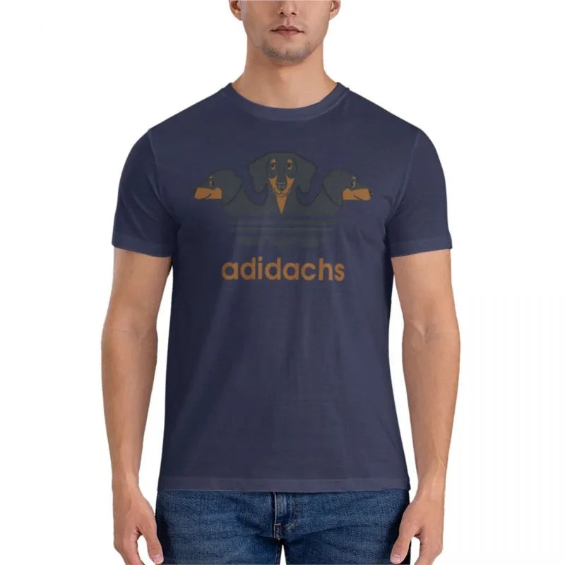 T-Shirt Adidachs in verschiedenen Größen und Farben