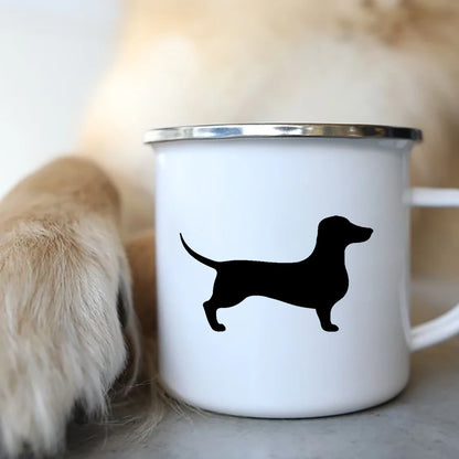 Tasse aus Emaille mit Dackelmotiv in zahlreichen Varianten verfügbar